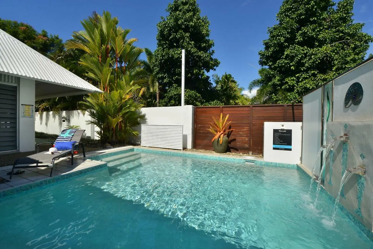 Serenity Port Douglas Villa 0*,